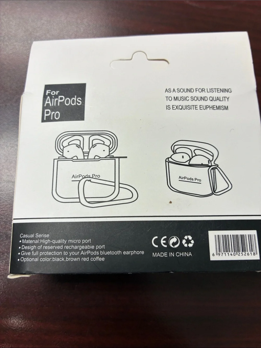 Source Unknown Red Plaid AirPods Pro Case with Black Keyring